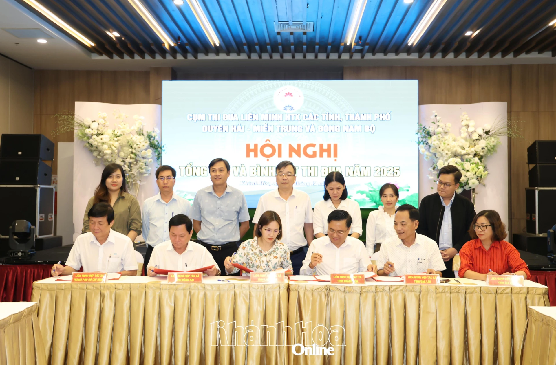 សមាជិកនៃ Cluster បានចុះហត្ថលេខាលើកិច្ចព្រមព្រៀងប្រកួតប្រជែងនៅឆ្នាំ 2026 ។