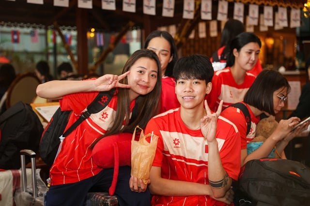 ក្រុមបាល់ទះនារីវៀតណាមត្រូវលុបចោលការហ្វឹកហាត់លើកដំបូងនៅទីក្រុងបាងកក៖ ហេតុអ្វី? - រូបថត ៥.