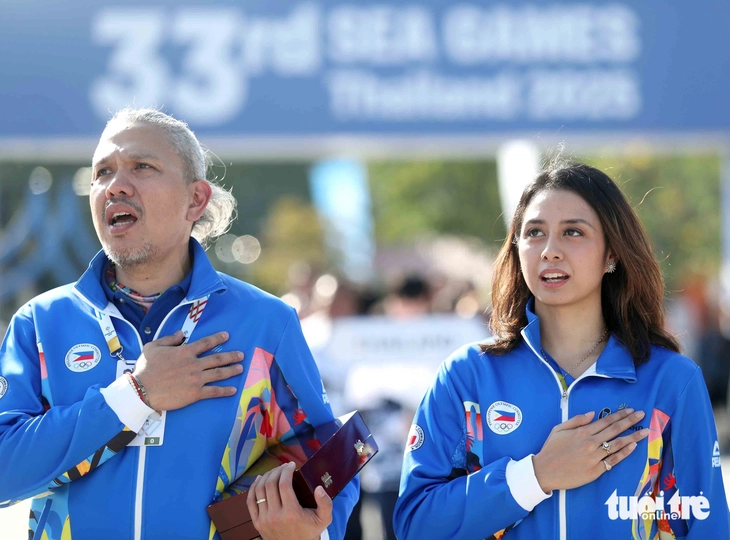 Cérémonie de levée du drapeau - Photo 9.