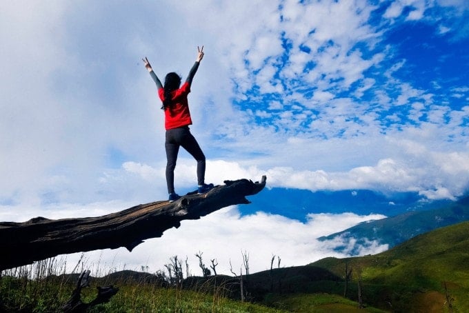 Du khách nên tự trang bị những kiến thức trước khi leo núi.