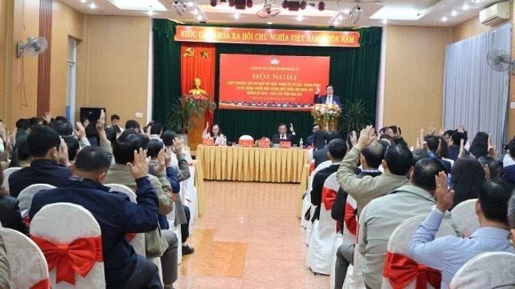 Delegáti se dohodli na struktuře, složení a počtu kandidátů pro 16. Národní shromáždění a Lidové rady na všech úrovních pro volební období 2026–2031. img-012-5008.jpg