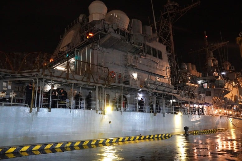 Đoàn tàu Hải quân Hoa Kỳ cập cảng Tiên Sa, bắt đầu chuyến thăm Đà Nẵng- Ảnh 3.