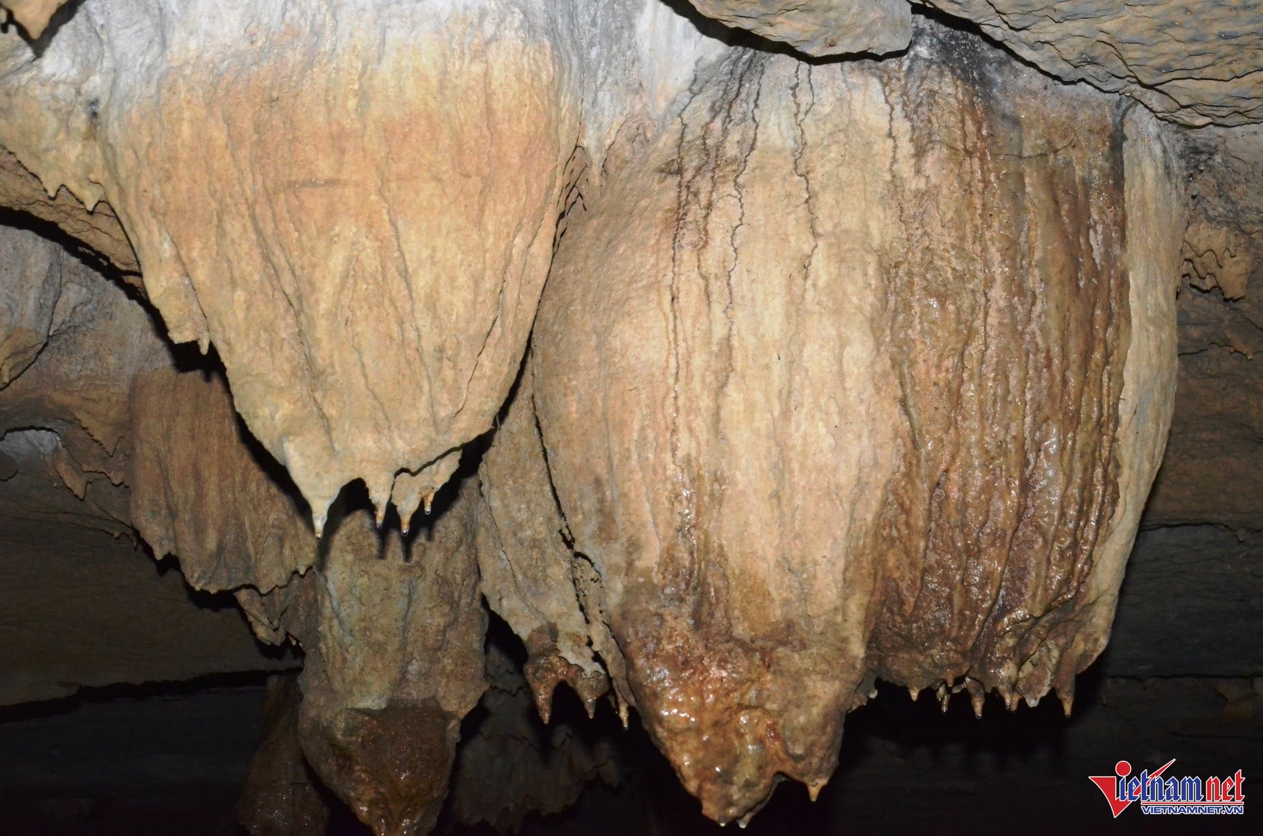 W-Buddha Cave 3.JPG.jpg