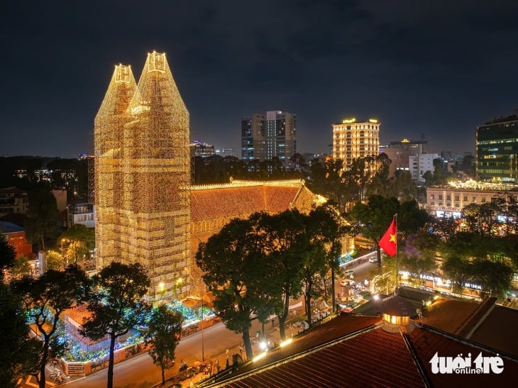 كاتدرائية نوتردام - الصورة 1. Nhà thờ Đức Bà - Ảnh 5.