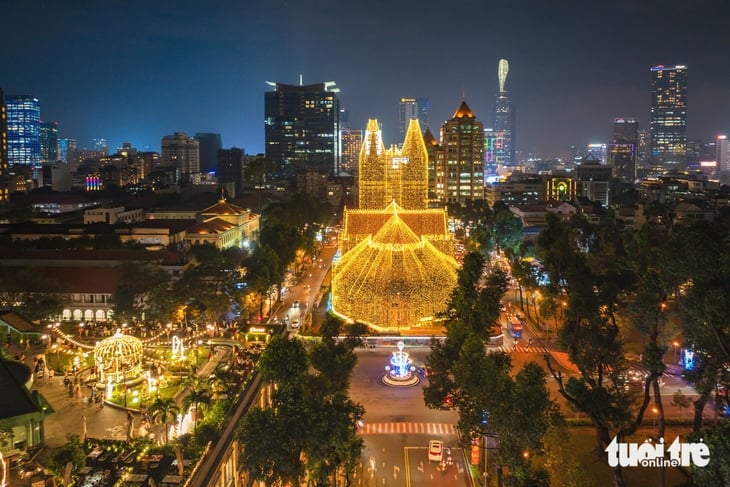 كاتدرائية نوتردام - الصورة 3. Nhà thờ Đức Bà - Ảnh 7.