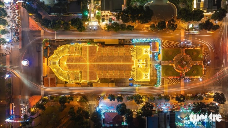 كاتدرائية نوتردام - الصورة 5. Nhà thờ Đức Bà - Ảnh 9.