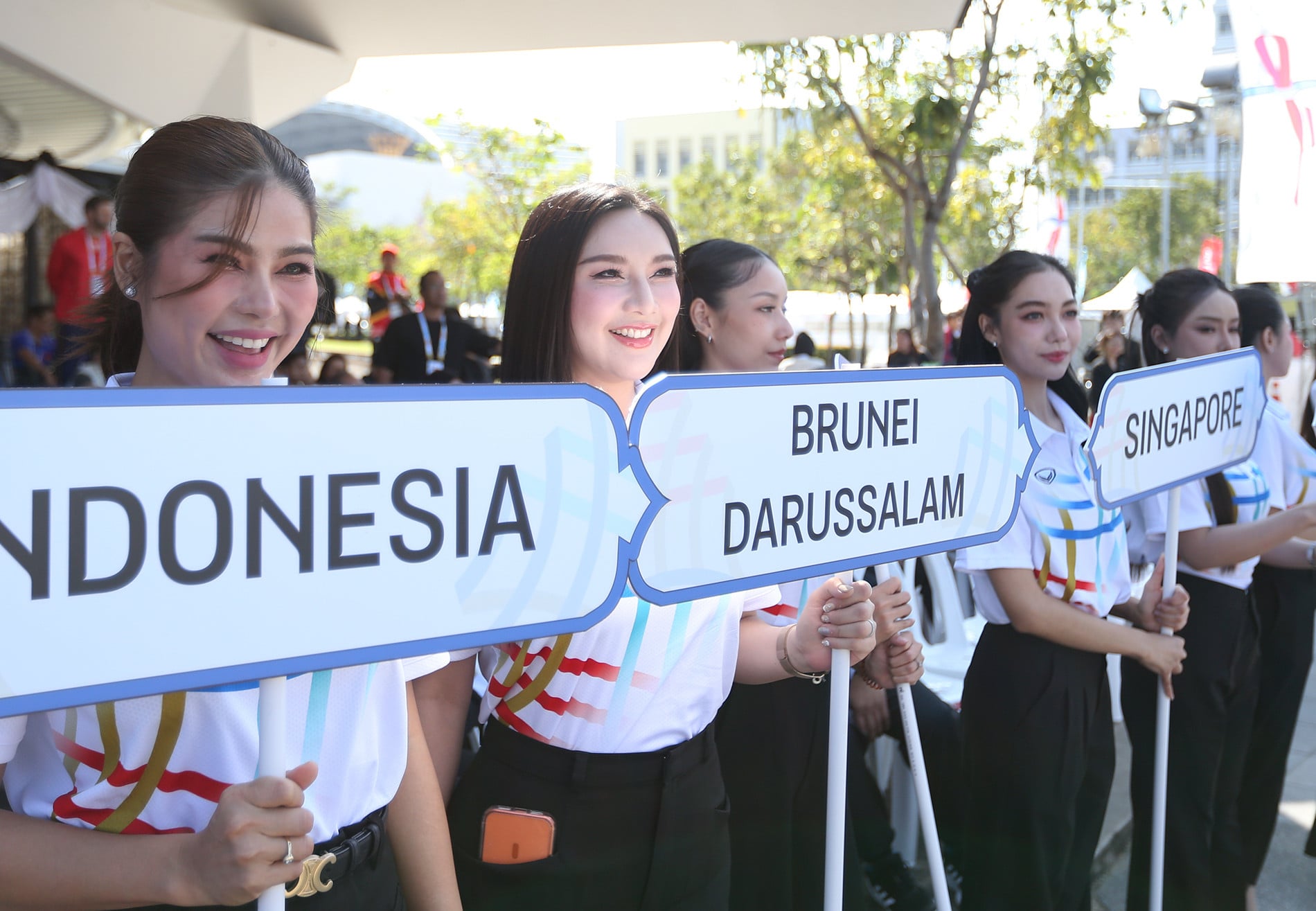 ស៊ីហ្គេម ១២.JPG