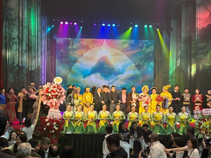 NSƯT Quang Khải làm đạo diễn tác phẩm cải lương kết hợp xiếc, dấu ấn mới về