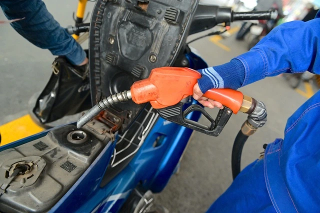 Bensinpriset idag 9 december 2025: Faller kraftigt