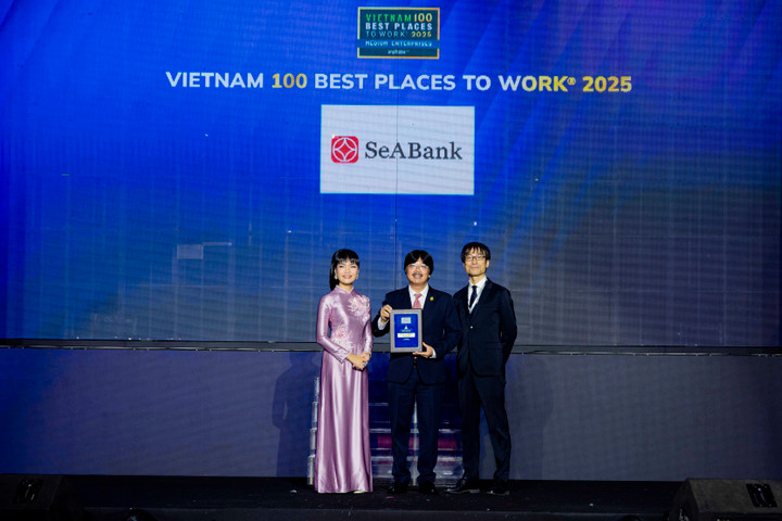 Two prestigious awards recognize SeABank's commitment to putting people first.