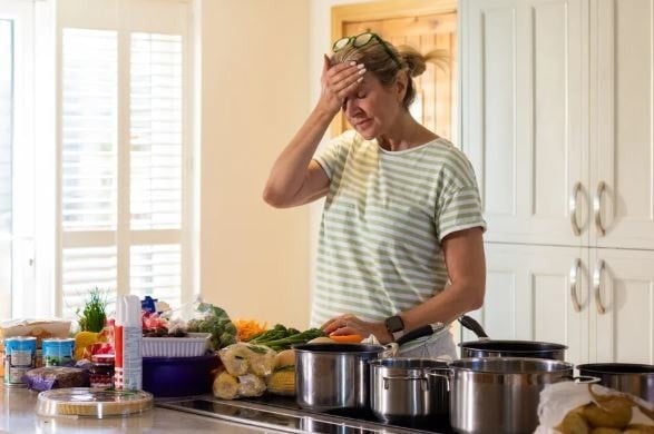 อุบัติเหตุเล็กๆ น้อยๆ ที่เพิ่มขึ้นอย่างกะทันหันอาจเป็นสัญญาณเตือนว่าคุณจำเป็นต้องไปพบแพทย์เพื่อตรวจหาสาเหตุที่แท้จริง (ที่มา: Huffpost) vung-ve-2.jpg