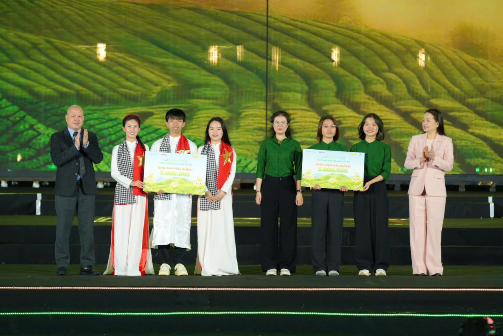 ছবির ক্যাপশন