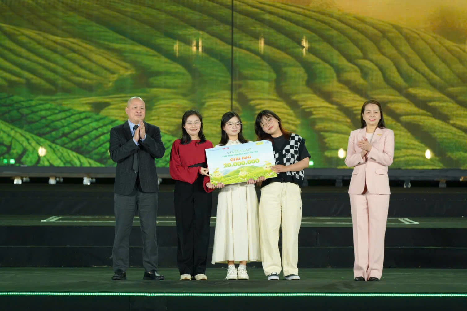 ছবির ক্যাপশন