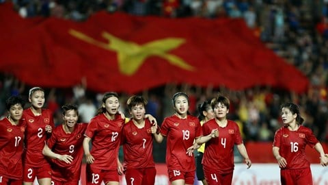 O gol sofrido na prorrogação fez com que a seleção feminina vietnamita aceitasse uma derrota lamentável.