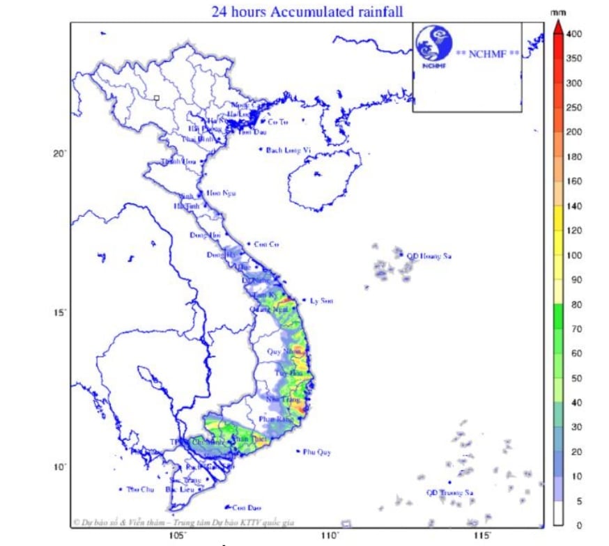 Dự báo lượng mưa tích lũy từ sáng 9/12 đến sáng 10/12, vùng màu vàng cam thể hiện lượng mưa lớn từ 100-200 mm. Ảnh: NCHMF.