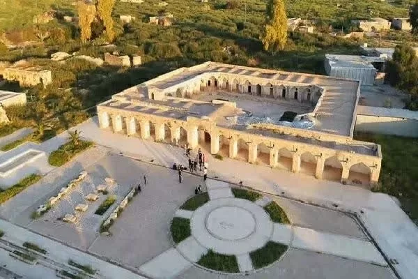 Iran gräver ut 7 000 år gammal förhistorisk by under staden Dehdasht Iran khai quật ngôi làng tiền sử 7.000 năm tuổi dưới lòng thành phố Dehdasht