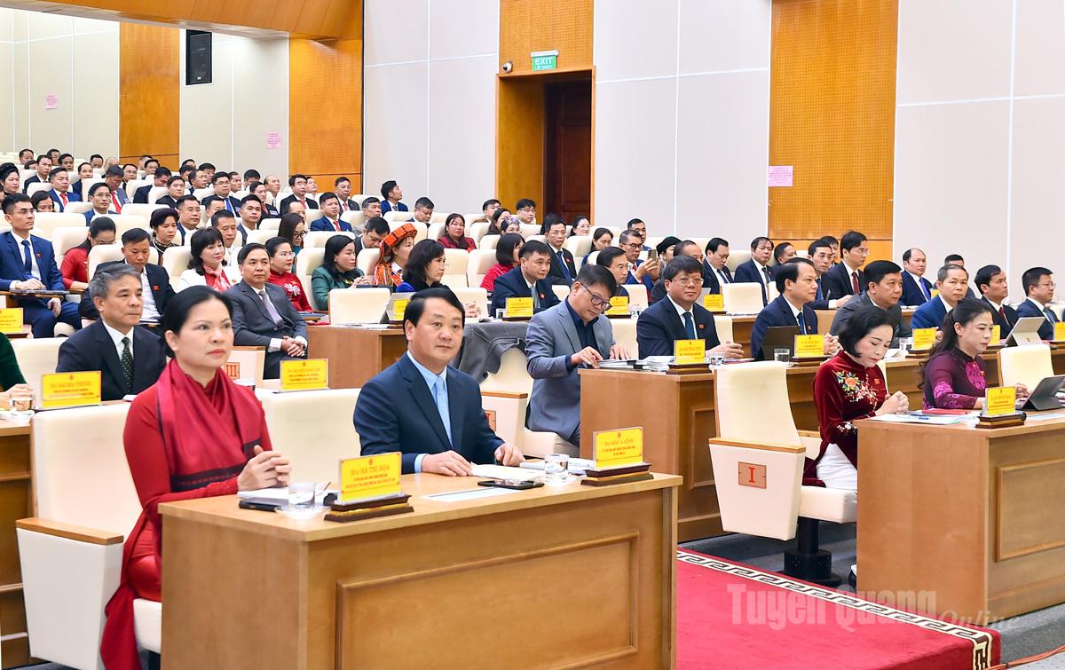 Sentrale og provinsielle ledere deltok på møtet.