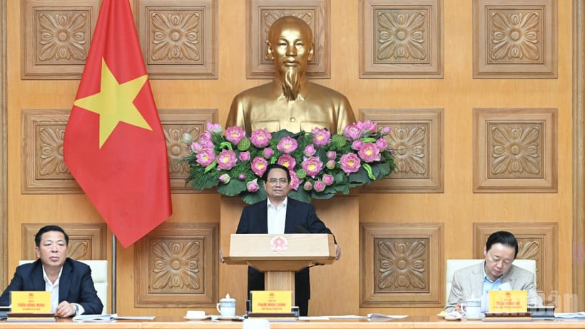 Premiärminister Pham Minh Chinh leder det 22:a mötet med den statliga styrkommittén för viktiga transportprojekt och arbeten. (Foto: Tran Hai)