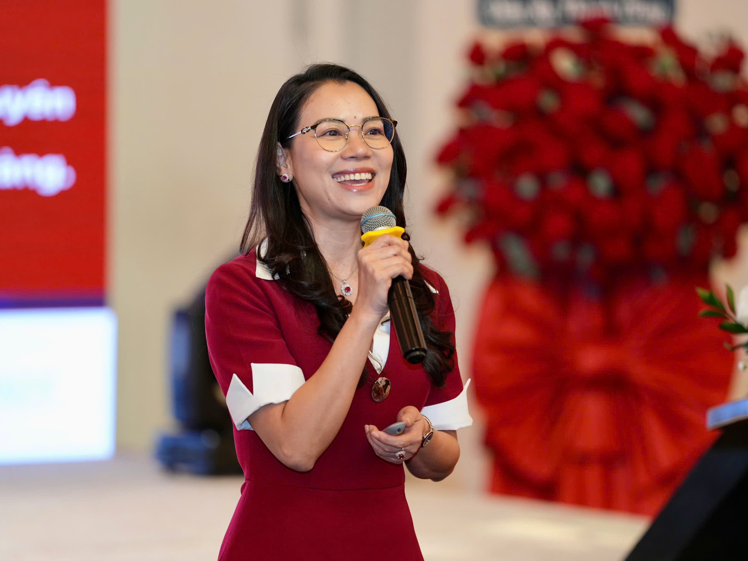 Gen Z, Alpha 'không đọc quá 3 dòng, xem quá 5s', thách thức người làm truyền thông - Ảnh 1.