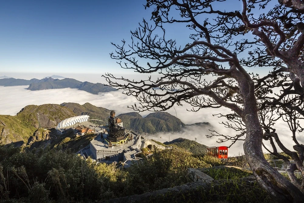 Fansipan šestkrát po sobě překonal rekord jako „Přední světová přírodní turistická destinace“