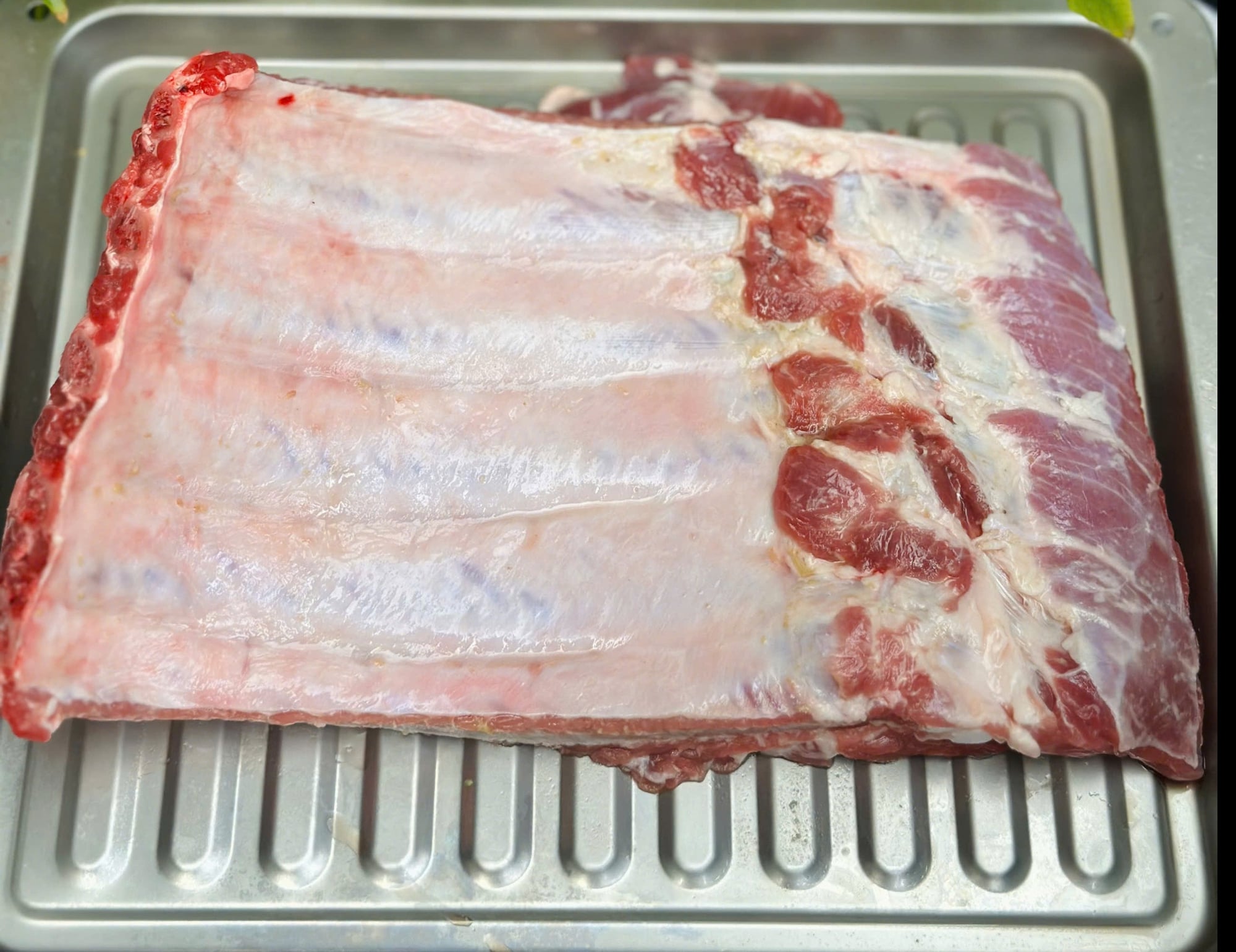 Sườn nướng chuẩn nhà hàng tại gia: Bí quyết mềm mọng, thơm lừng chỉ với nồi chiên hơi nước - Ảnh 1.