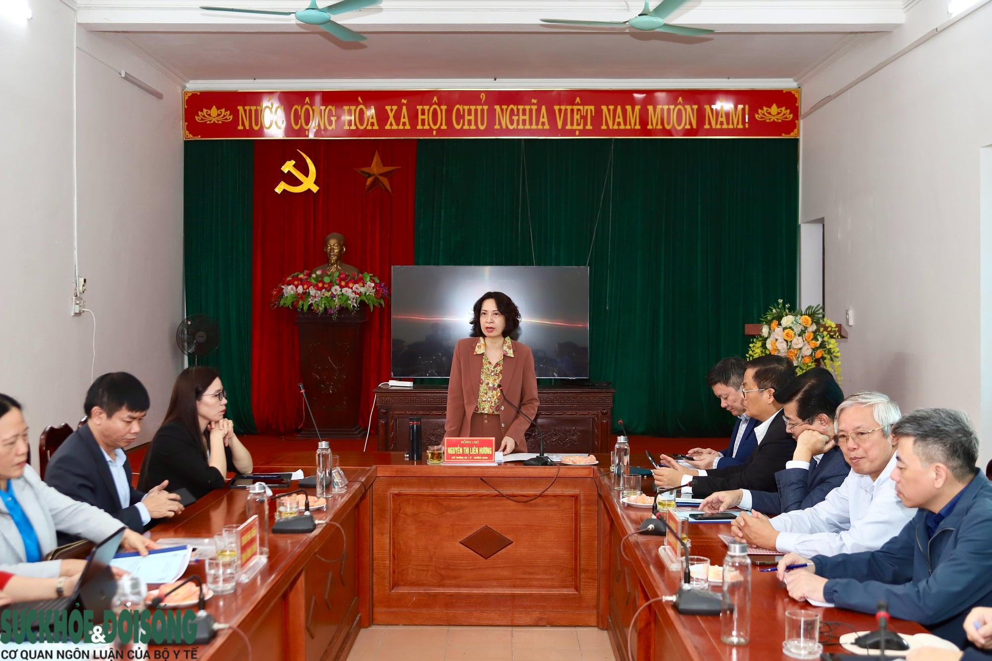 Bộ Y tế kiểm tra công tác người cao tuổi tại Ninh Bình, nhiều nhiệm vụ quan trọng được đặt ra- Ảnh 6.