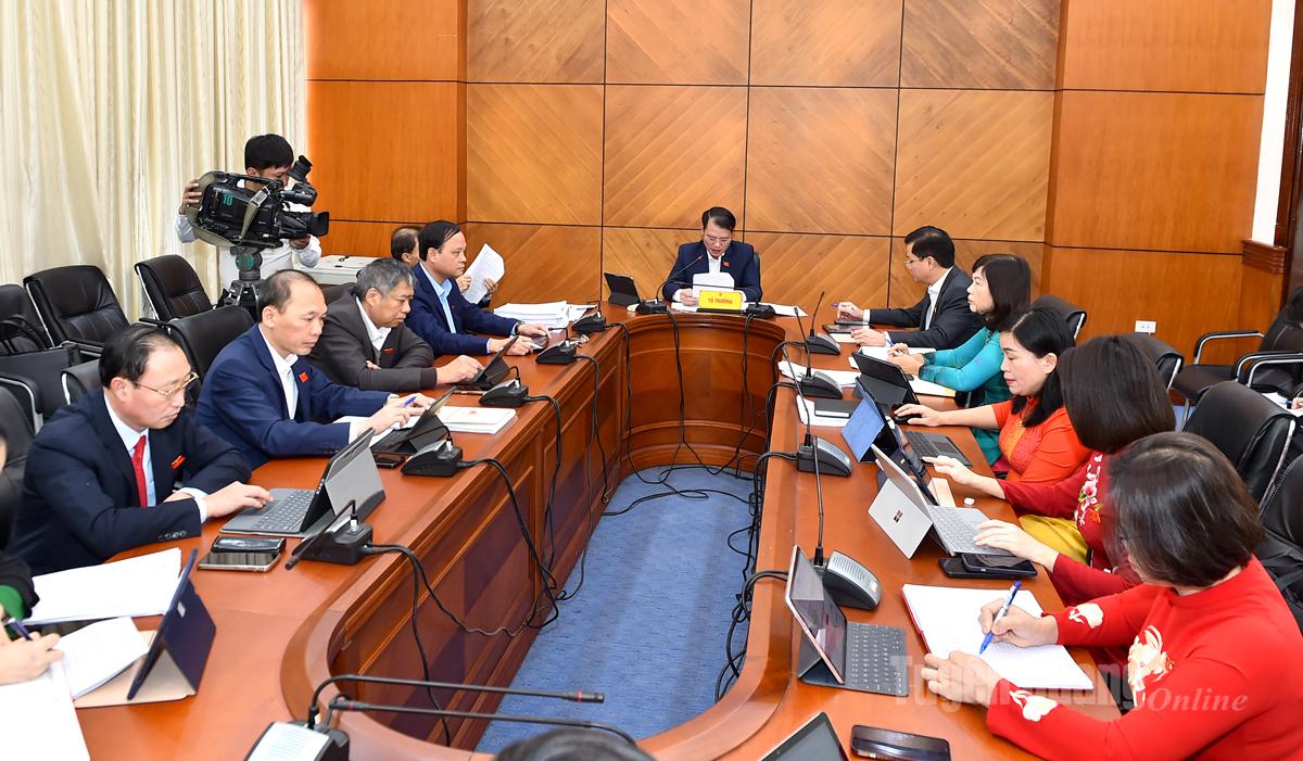 Делегаты, участвующие в дискуссионной группе № 3.