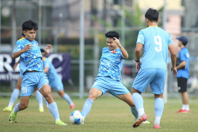 ភាពខុសគ្នារវាងអ្នករៀបការ និងអ្នកនៅលីវ U.23 វៀតណាម - រូបថត ៨. Khác biệt giữa người có vợ và người còn độc thân ở U.23 Việt Nam - Ảnh 8.