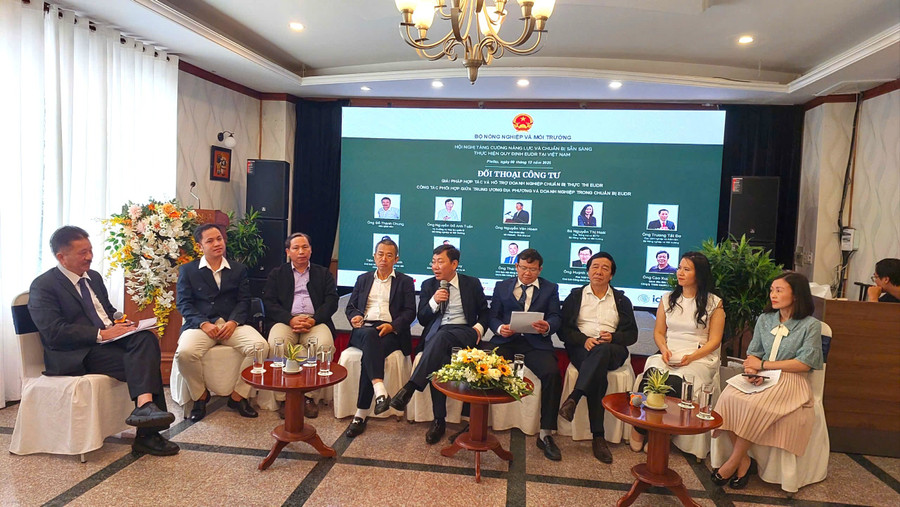 cac-dai-bieu-tham-gia-doi-thoai-cong-tu-tim-giai-phap-chuan-bi-thuc-thi-eudr.jpg