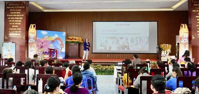 Mencegah demam berdarah: Perlu kerjasama masyarakat dan komunitas - Foto 2. Phòng chống dịch bệnh sốt xuất huyết: Cần sự chung tay của người dân và cộng đồng- Ảnh 2.