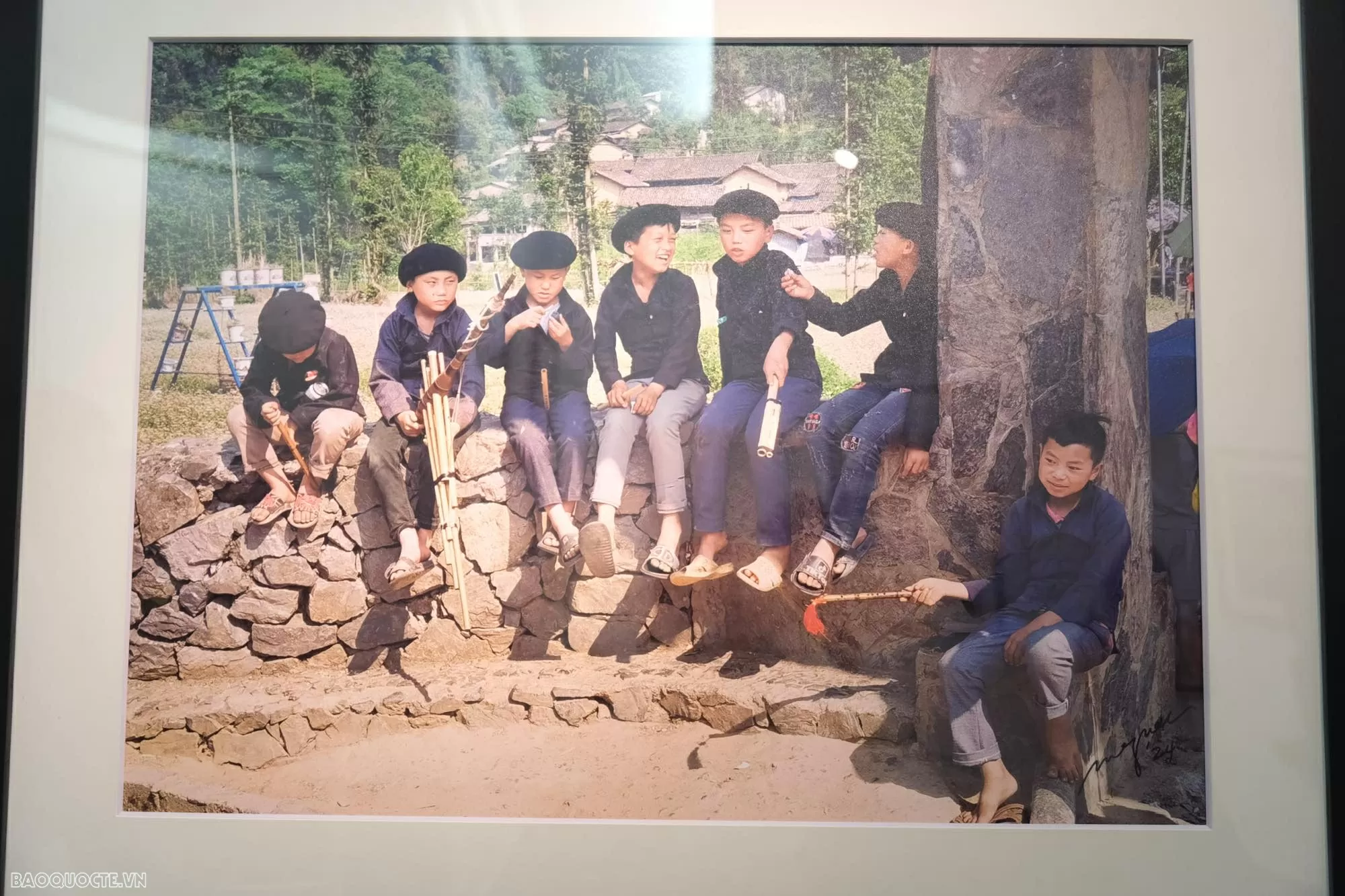 Vietnam through the eyes of a Philippine diplomat Triển lãm Đại sứ Philippines