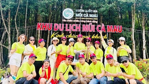 تطوير المنطقة السياحية الوطنية في كيب كا ماو المرتبطة بالعوامل الخضراء والمستدامة