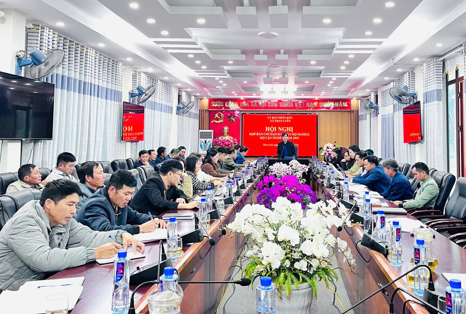 Quang cảnh hội nghị.