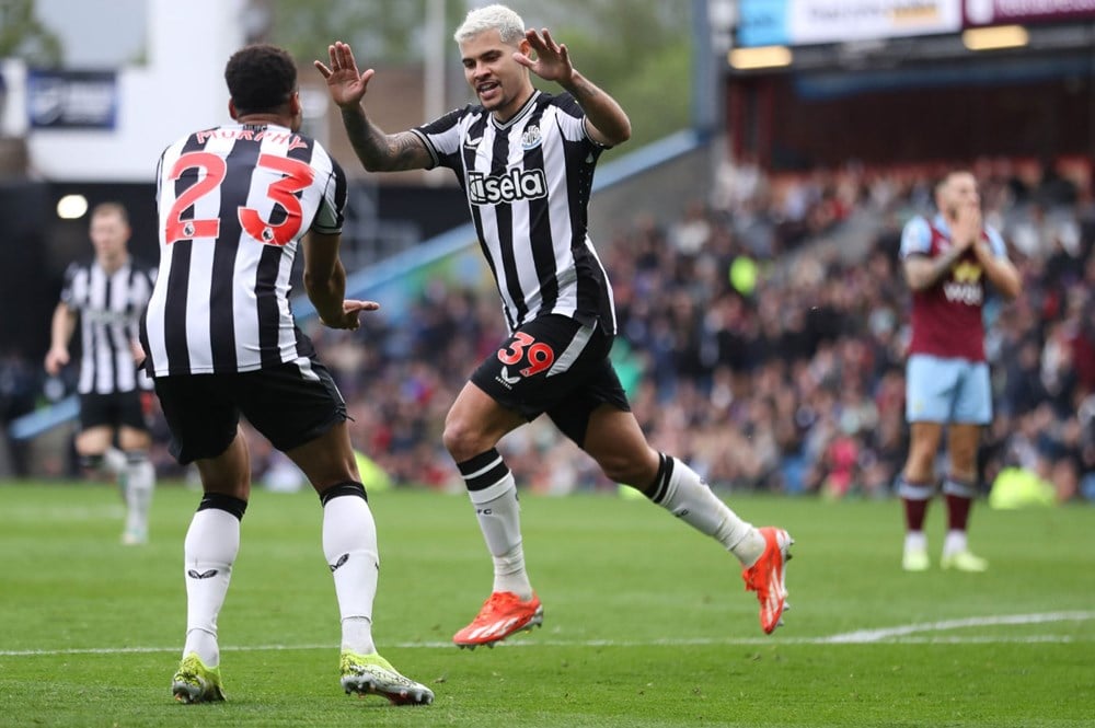 ຕົວຢ່າງການແຂ່ງຂັນ: ລີເວີກູເຊນ vs ນິວຄາສເຊິນ, ເວລາ 3:00 ໂມງເຊົ້າ, ວັນທີ 11 ທັນວາ: ທີມຢາມທີ່ກຳລັງຢູ່ໃນສະພາບສູງສຸດ, ທີມບ້ານບໍ່ໝັ້ນຄົງ - ຮູບທີ 2