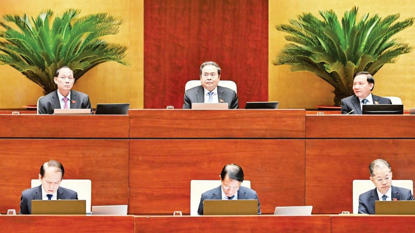 Președintele Adunării Naționale, Tran Thanh Man, a prezidat sesiunea. (Foto: DUY LINH)