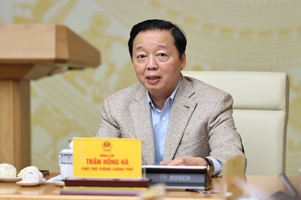 Wakil Perdana Menteri Tran Hong Ha berpidato di sesi tersebut. Foto: VGP. Phó Thủ tướng Trần Hồng Hà phát biểu tại Phiên họp. Ảnh: VGP.