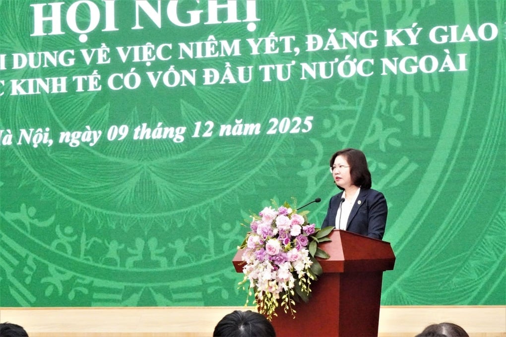 Στρώστε το κόκκινο χαλί για να καλωσορίσετε τις επιχειρήσεις Ξένων Ξένων Επενδύσεων στο χρηματιστήριο - 1