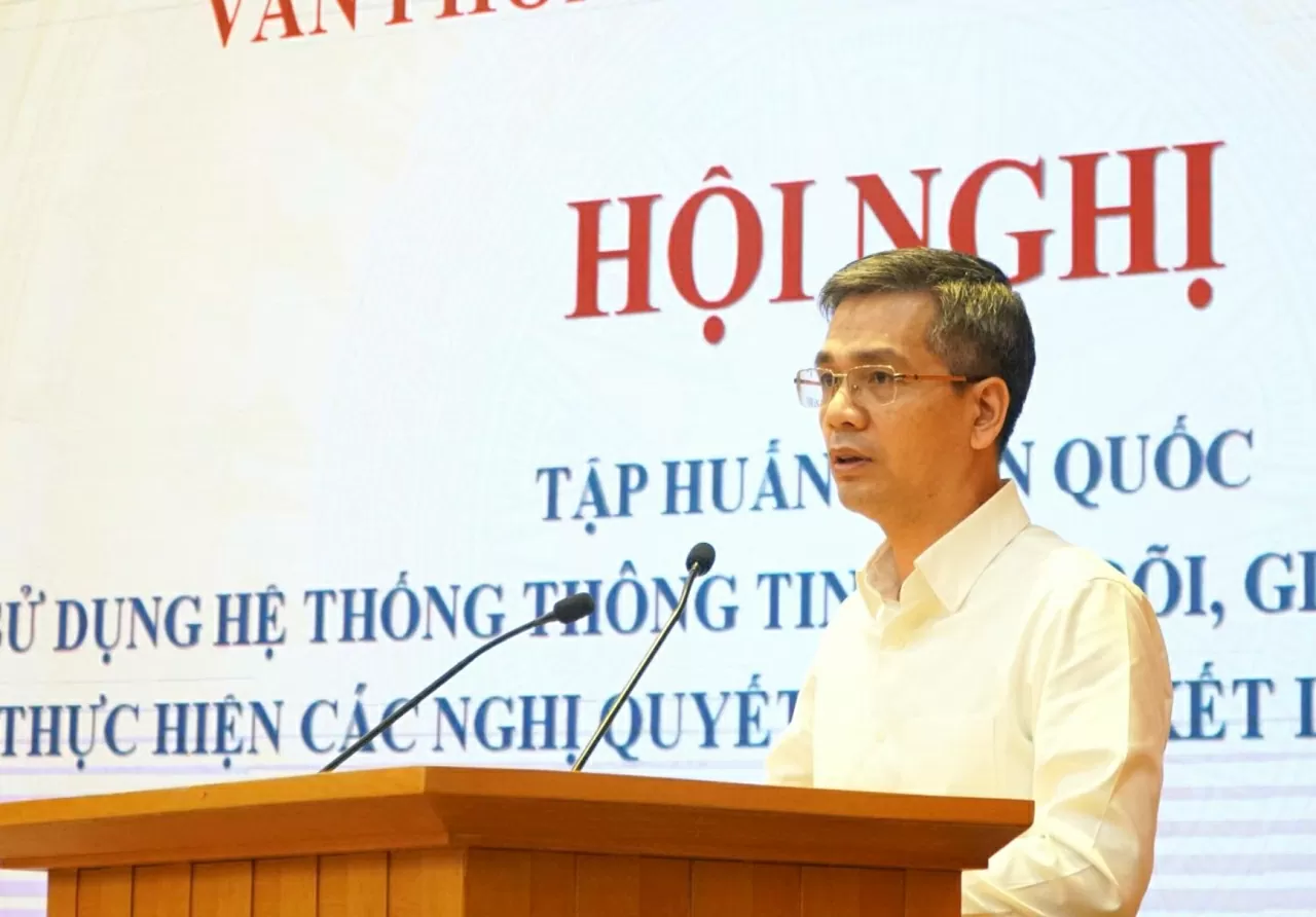 O Vice-Chefe do Gabinete Central do Partido fez o discurso de abertura. (Fonte: dangcongsan.vn) Phó Chánh Văn phòng Trung ương Đảng phát biểu khai mạc. (Nguồn: dangcongsan.vn)