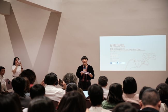 ພາກກາງ ຫວຽດນາມ ເຊີດຊູຮູບແບບຫໍພິພິດທະພັນເປີດກວ້າງອອກແບບຍືນຍົງ - ພາບທີ 1. Miền Trung thúc đẩy mô hình bảo tàng mở và sáng tạo bền vững - Ảnh 1.