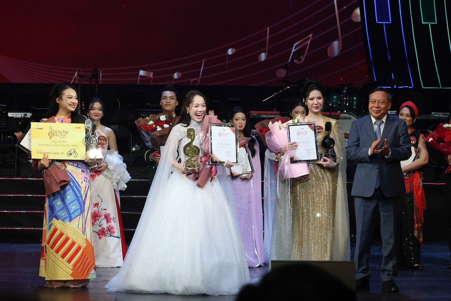 Mästare & Förstapris 1.jpg