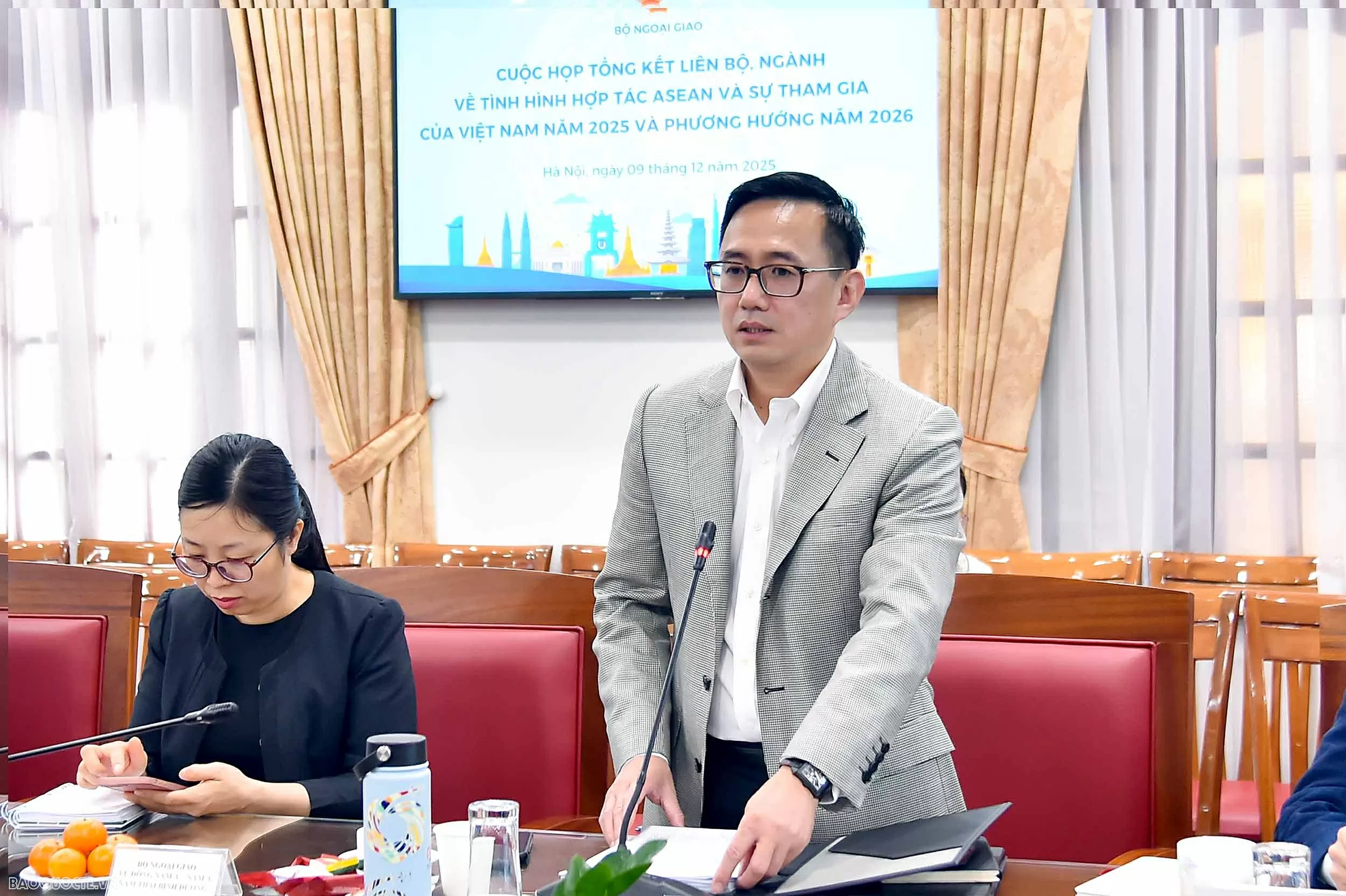 Vietnam, ASEAN Topluluğu 2045'in inşasında proaktif rolünü teyit ediyor. Việt Nam khẳng định vai trò chủ động xây dựng cộng đồng ASEAN 2045