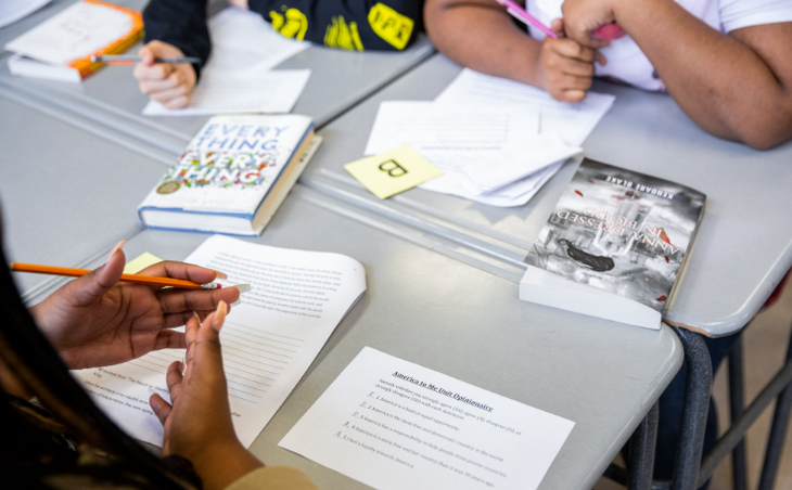 Descoperire șocantă: Vremea caldă reduce abilitățile de citire și matematică ale copiilor - Imaginea 1. nhiệt độ tăng - Ảnh 1.