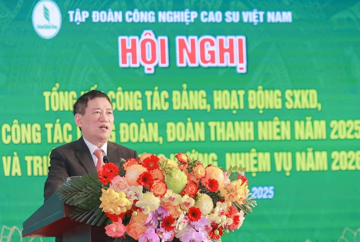 Phó Thủ tướng Chính phủ Hồ Đức Phớc đánh giá cao nỗ lực của VRG trong năm 2025. Ảnh: VRG.