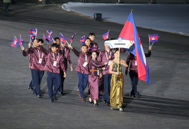 Thailändska medier rapporterar chockerande nyheter: Kambodja kommer att dra sig ur alla sporter vid de 33:e SEA-spelen som börjar idag? - Bild 1. Báo Thái Lan đưa tin sốc: Campuchia sẽ rút toàn bộ các môn tại SEA Games 33 ngay hôm nay?- Ảnh 1.