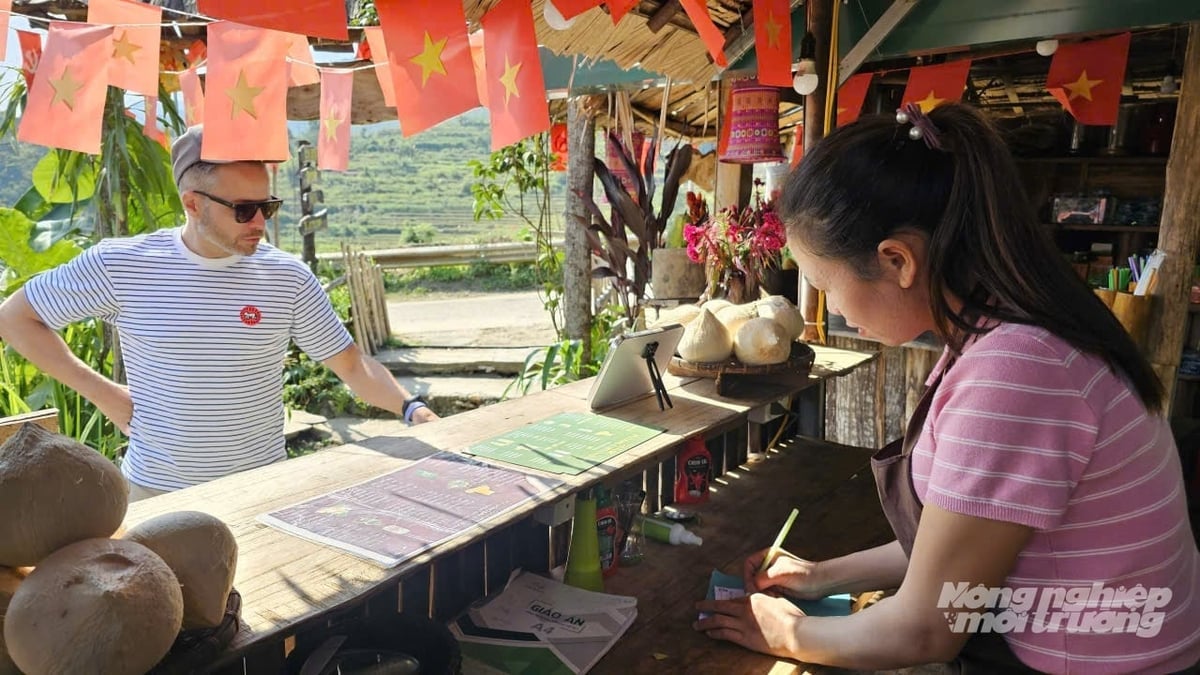 Pù Luông trở thành điểm đến quen thuộc của khách nước ngoài. Ảnh: Quốc Toản.