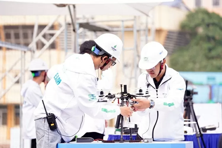 Competición de vehículos aéreos no tripulados cuộc thi UAV