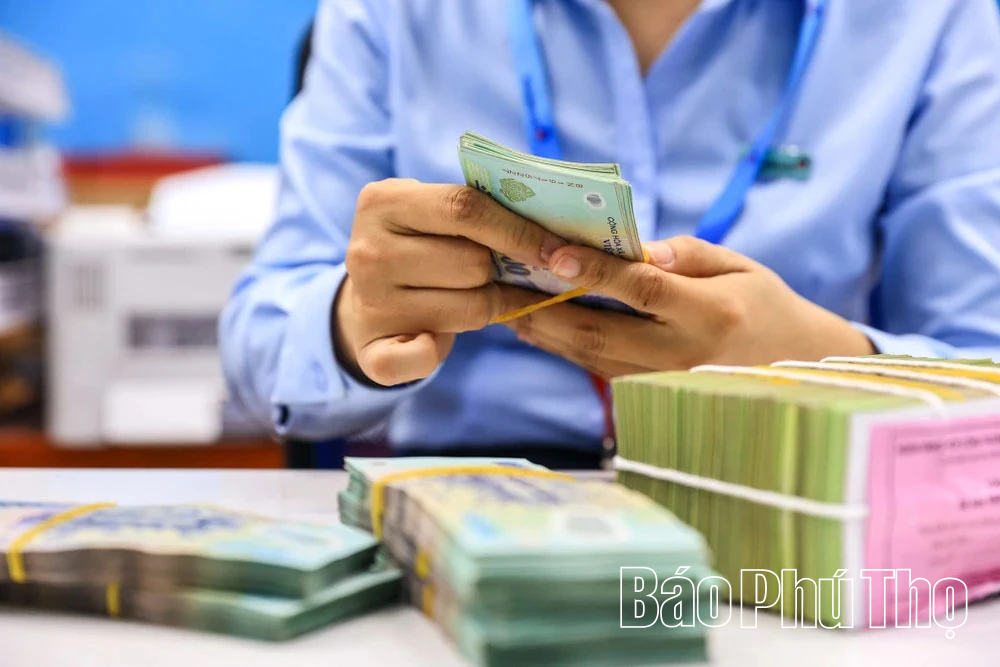 ब्याज दरों में उतार-चढ़ाव को लेकर घर खरीदार चिंतित हैं।