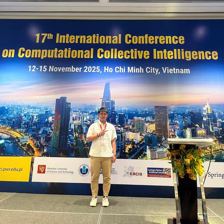 טרונג השתתף בכנס הבינלאומי לאינטליגנציה מחשובית קולקטיבית (ICCCI 2025) בנובמבר 2025 (צילום: סופק על ידי המרואיין).