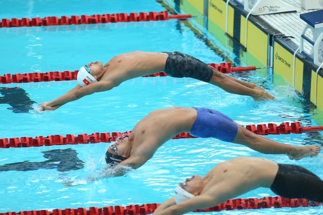 Hung Nguyen zieht in die nächste Runde ein und ist bereit, einen „Poker“ aus Goldmedaillen zu erobern: Wird Quang Thuan für eine Überraschung sorgen? – Foto 9. Hưng Nguyên vượt qua vòng loại, sẵn sàng chinh phục cú ‘poker’ HCV: Quang Thuấn liệu có tạo bất ngờ?- Ảnh 9.