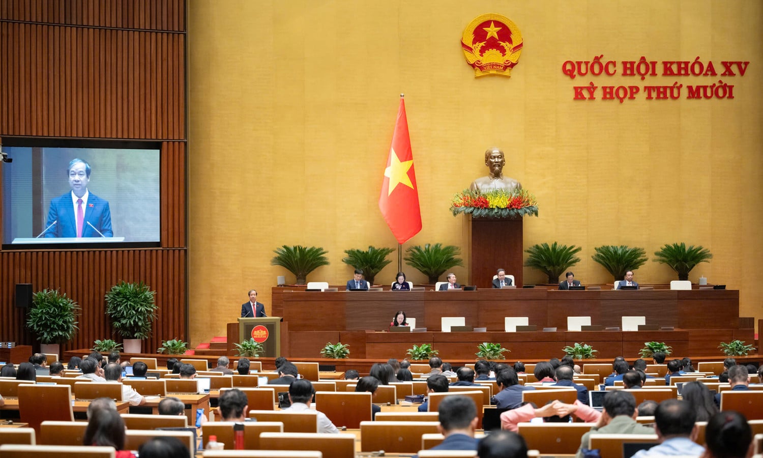 10. sesjon, 15. nasjonalforsamling.